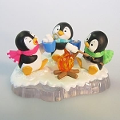 2011 Friends of a Feather, Penguin Friends, Colorway